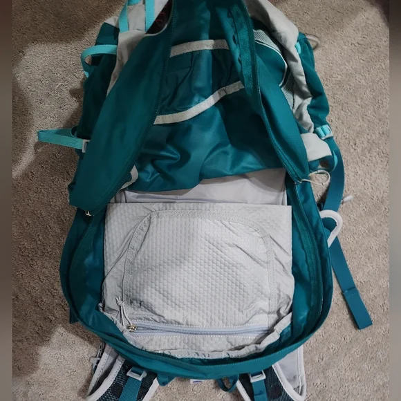 Osprey Tempest 20 Hiking Backpack - Picture 3 of 5